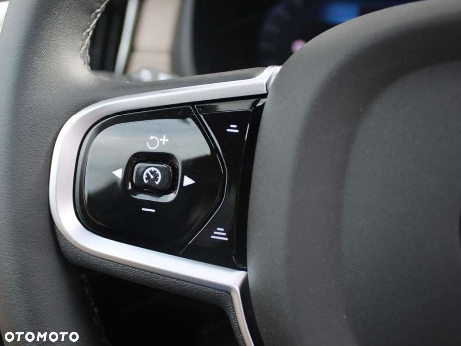 Volvo XC 90 B5 B AWD Ultra Dark 7os - 9