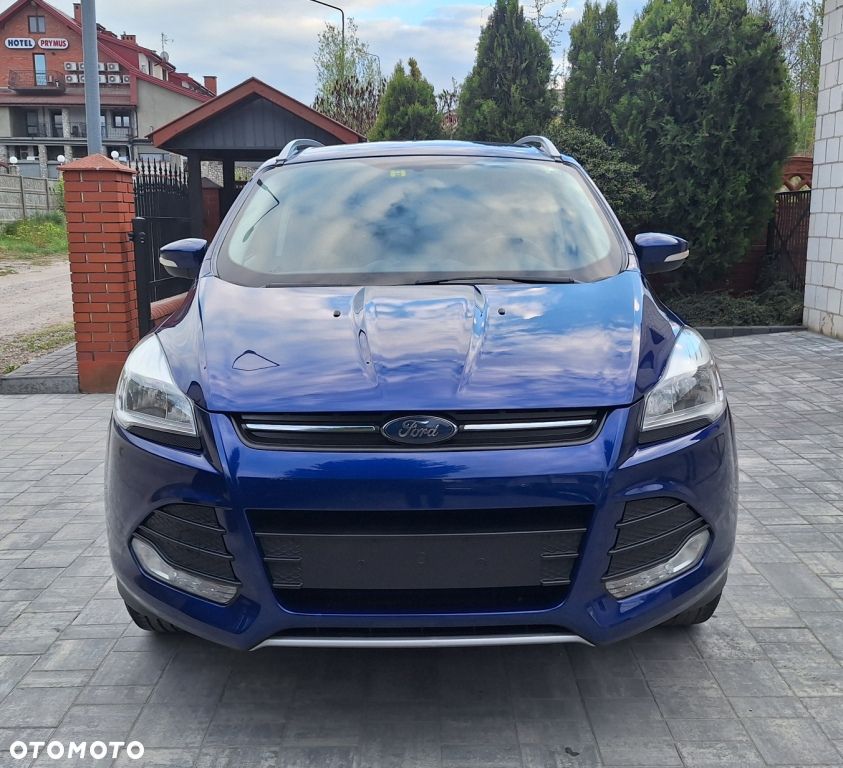 Ford Kuga 1.5 EcoBoost 2x4 Trend - 2