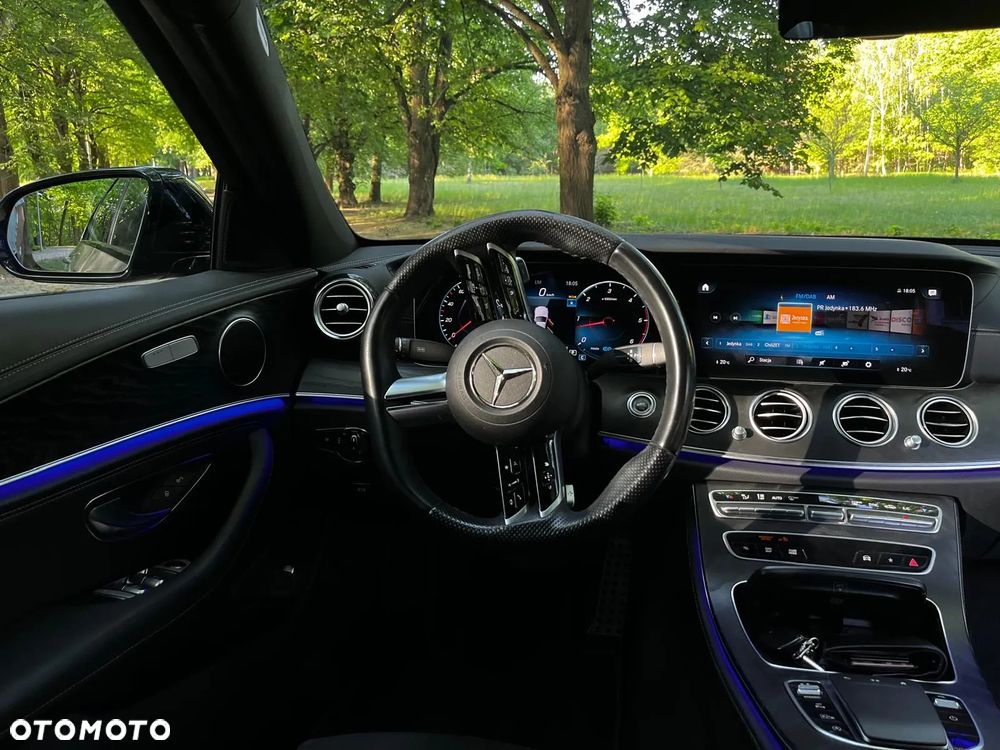 Mercedes-Benz Klasa E 220 d 4-Matic - 6