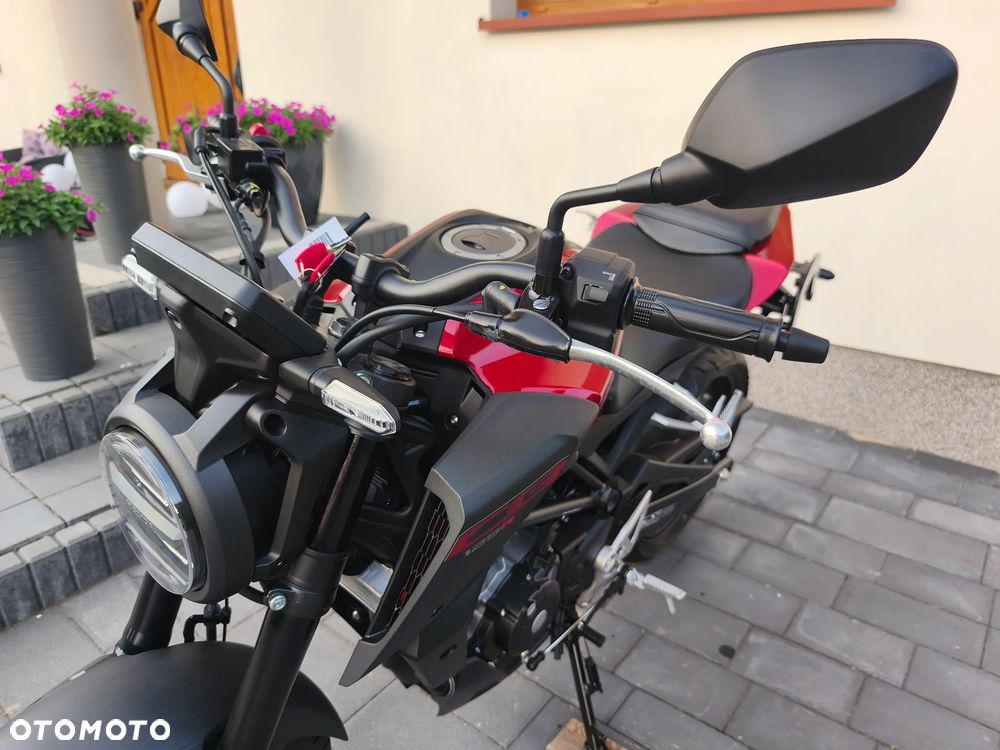Honda CB - 25