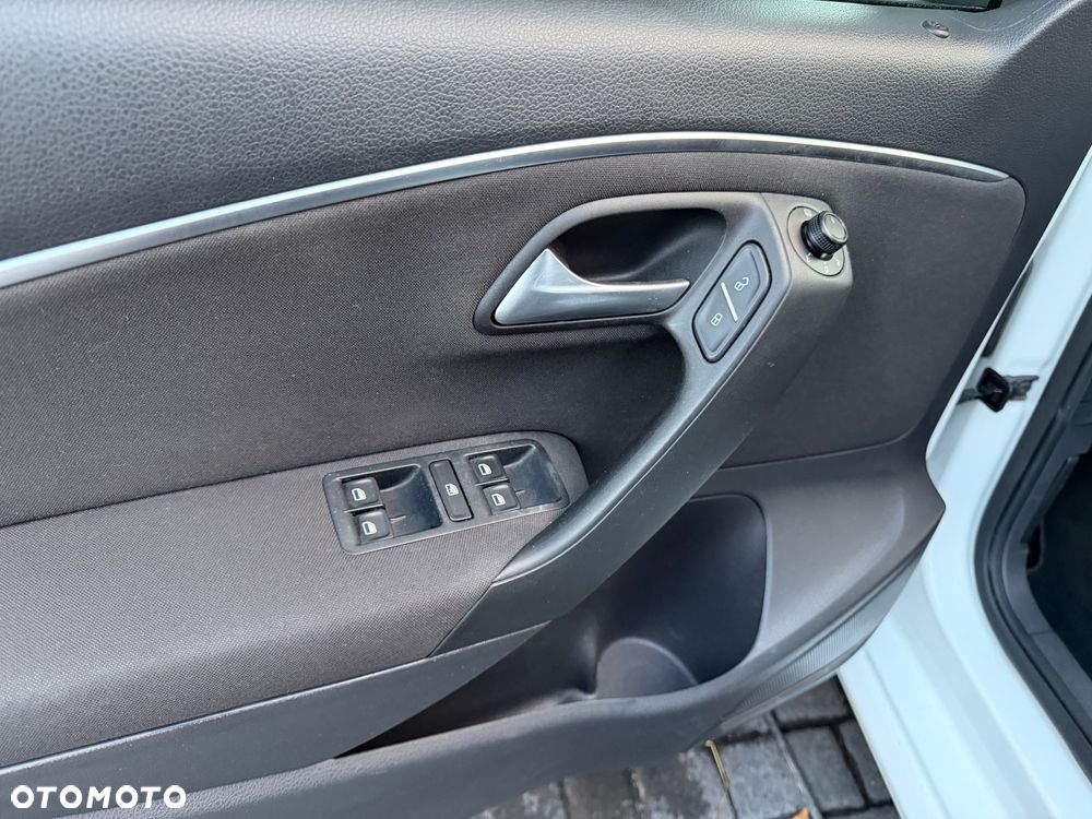 Volkswagen Polo - 26