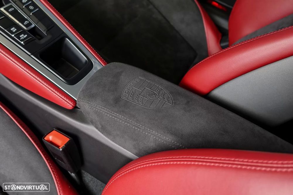 Porsche 718 Spyder Standard - 23