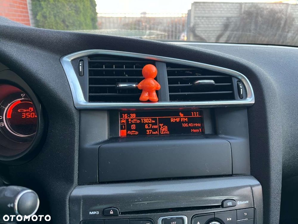 Citroën C4 1.6 VTi SX - 10