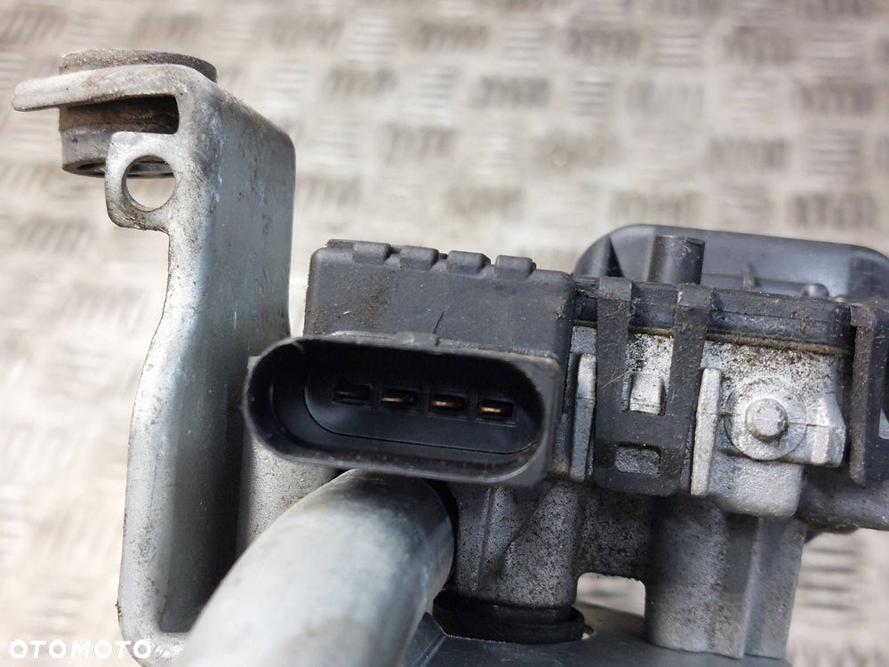 MECHANIZM WYCIERACZEK + SILNICZEK PRZÓD AUDI A4 B7 8E1955119 - 6