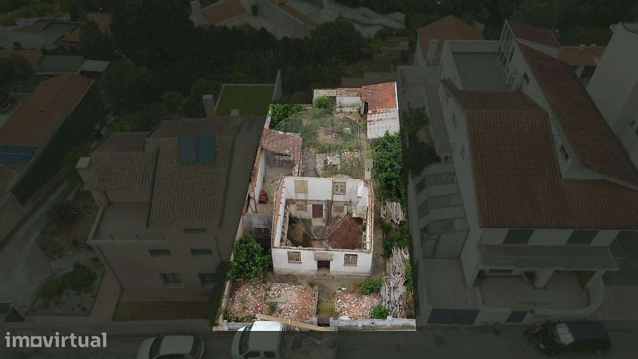 Moradia T3 para reabilitação à venda em Coimbra - Grande imagem: 4/9