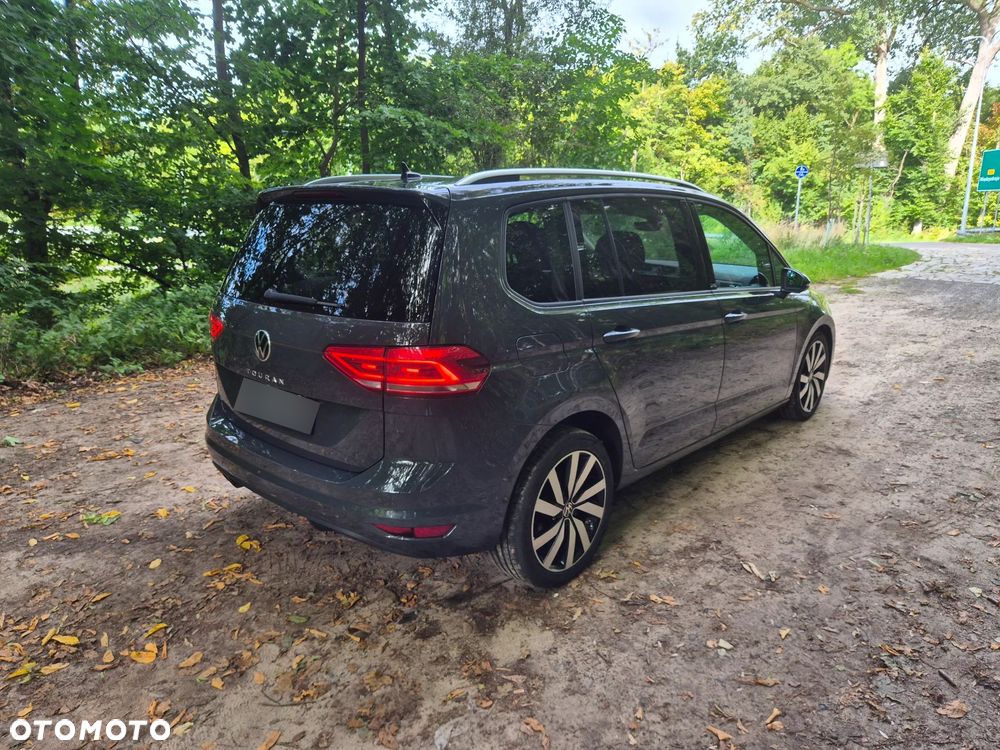 Volkswagen Touran 2.0 TDI SCR DSG ACTIVE - 30