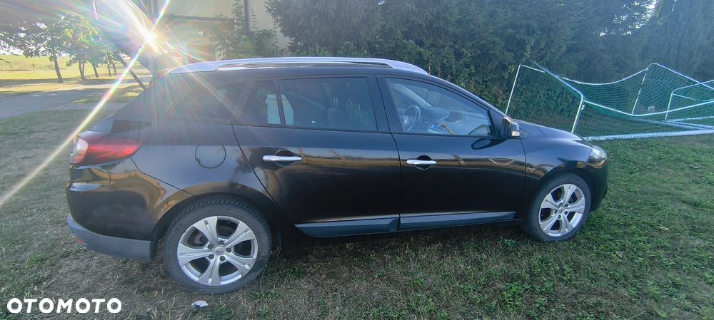Renault Megane 1.9 dCi Bose Edition - 9