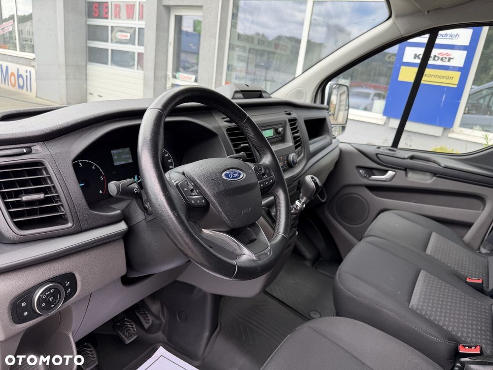 Ford Transit Custom - 8