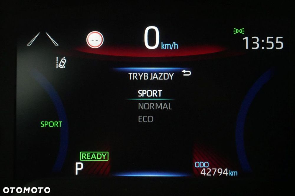 Toyota Corolla 1.8 Hybrid Comfort - 22