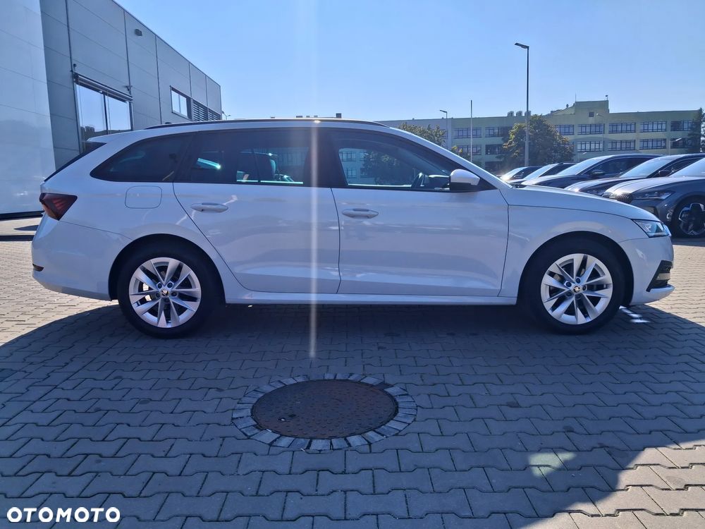 Skoda Octavia 1.5 TSI ACT Ambition - 8