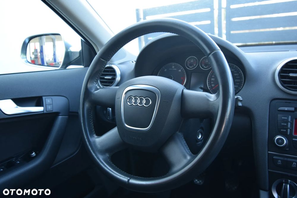 Audi A3 Sportback 1.6 TDI Attraction - 21