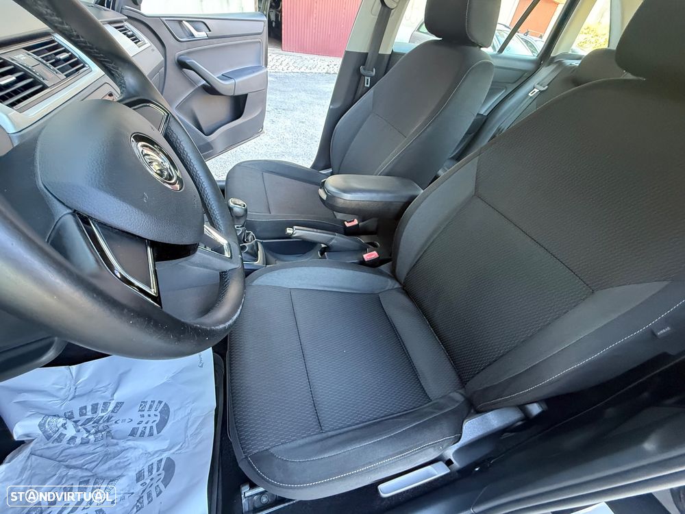 Skoda Rapid Spaceback 1.6 TDi Active - 6