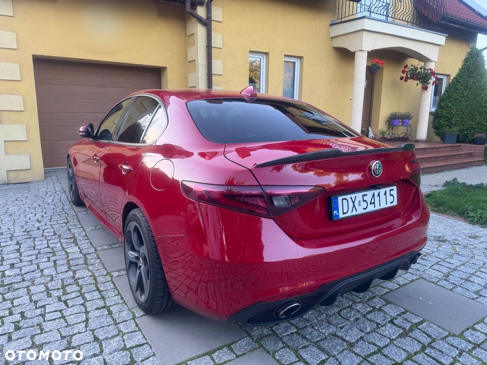 Alfa Romeo Giulia 2.0 Turbo - 3