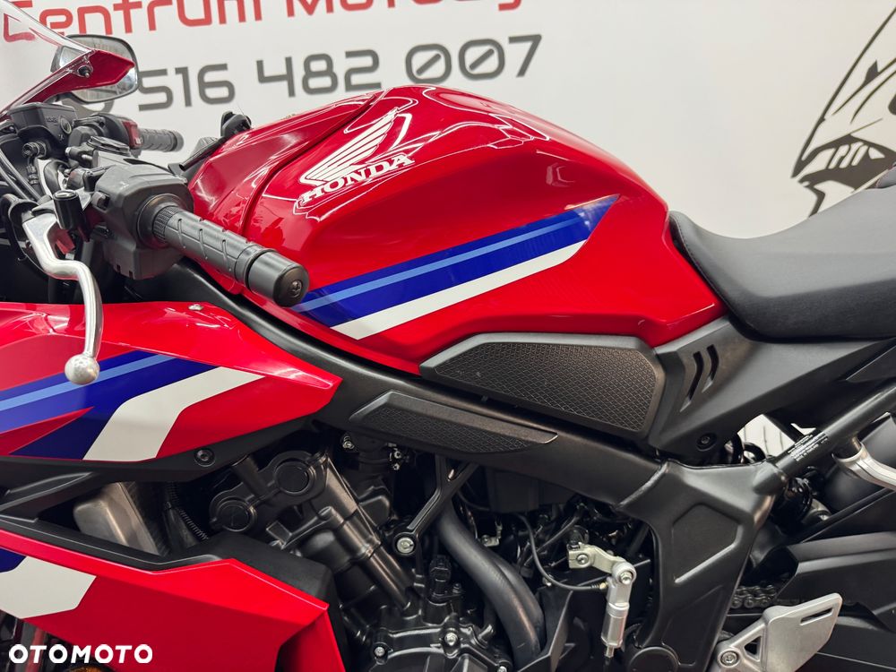 Honda CBR - 16
