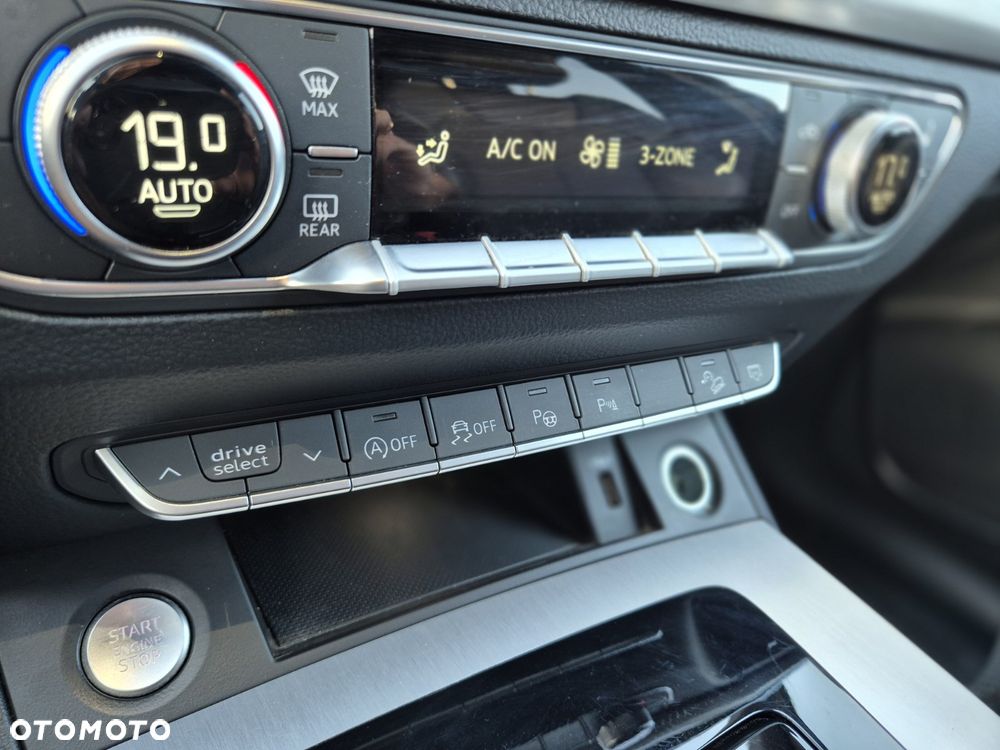 Audi Q5 35 TDI mHEV S Line S tronic - 21