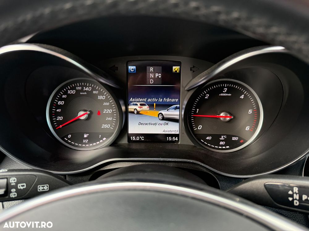 Mercedes-Benz GLC 220 d 4MATIC 9G-TRONIC AMG Line - 11