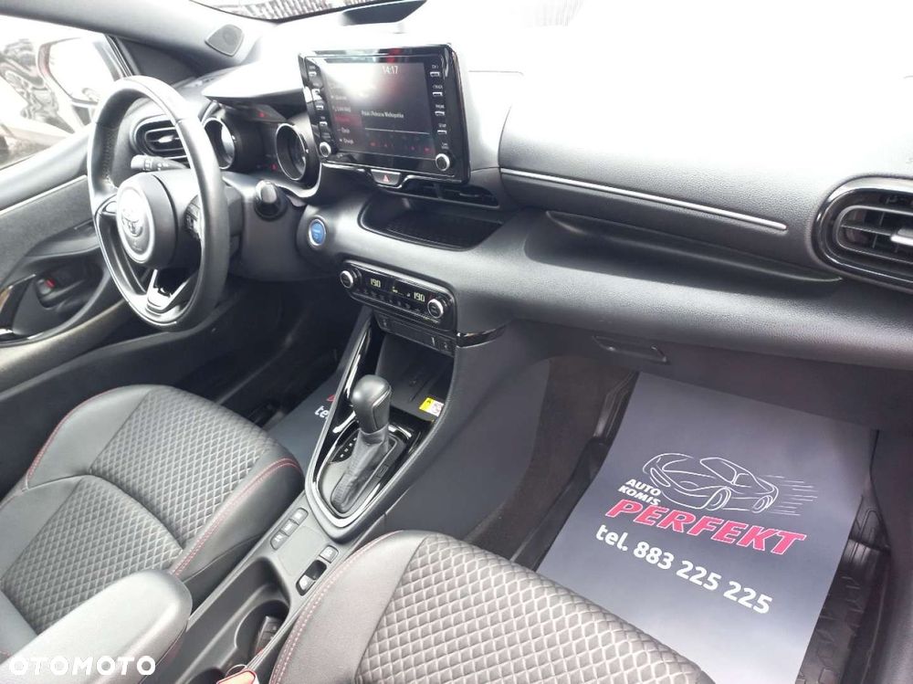 Toyota Yaris - 17
