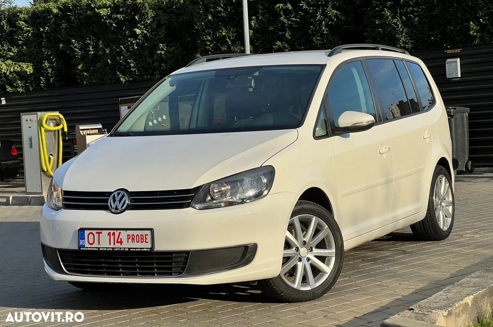 Volkswagen Touran 1.6 TDI DPF BlueMotion Technology Highline - 4