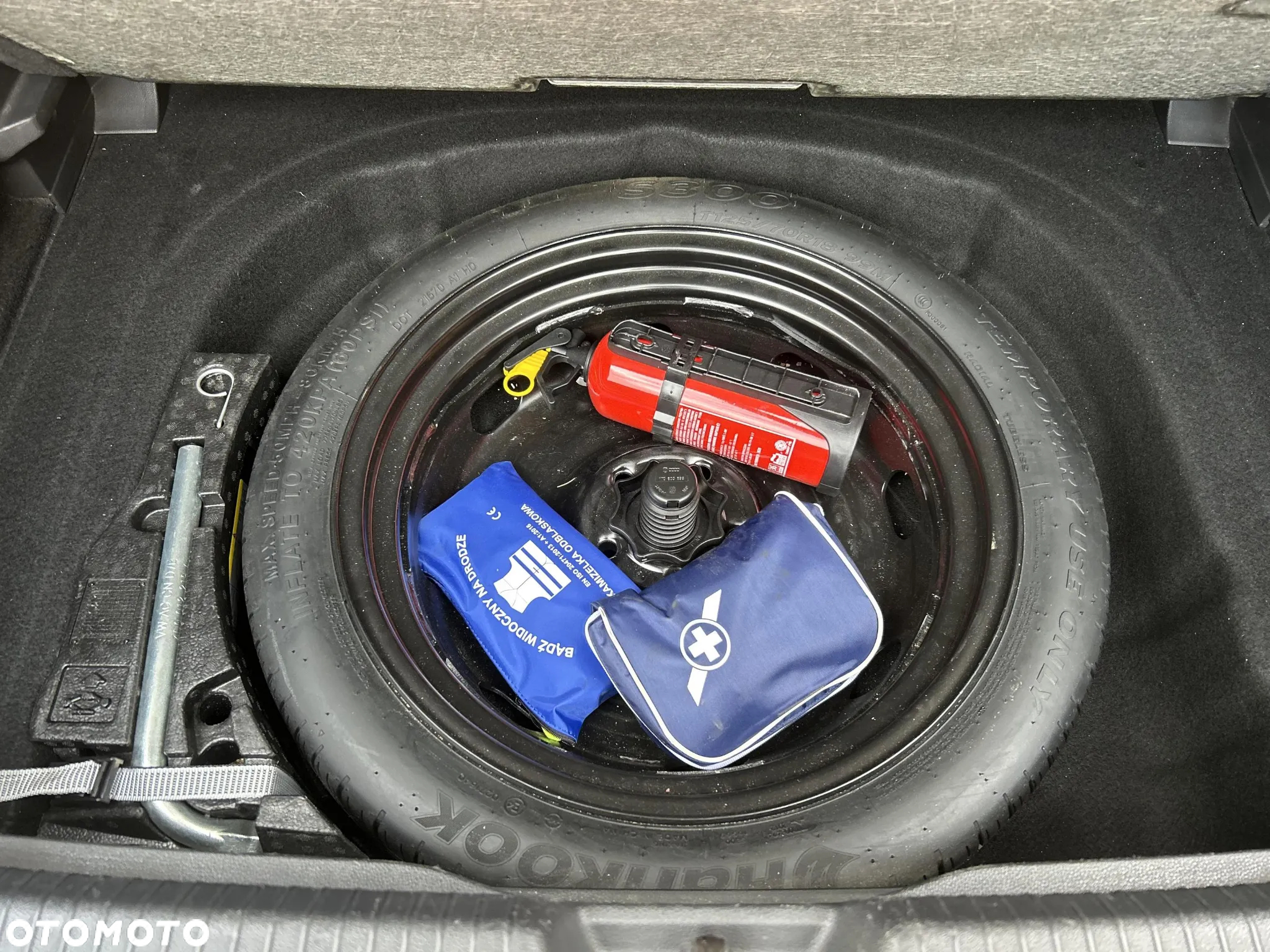 Volkswagen Golf VIII 1.5 TSI EVO Life - 30