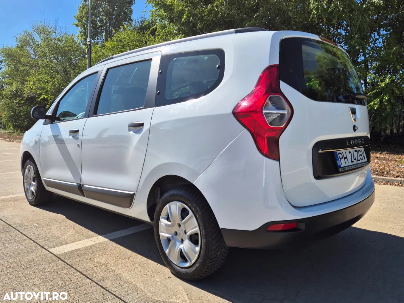 Dacia Lodgy 1.5 Blue dCi Laureate - 15