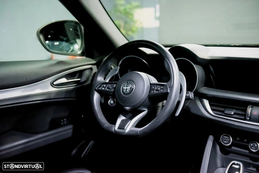 Alfa Romeo Stelvio 2.2 D Sprint AT8 - 32