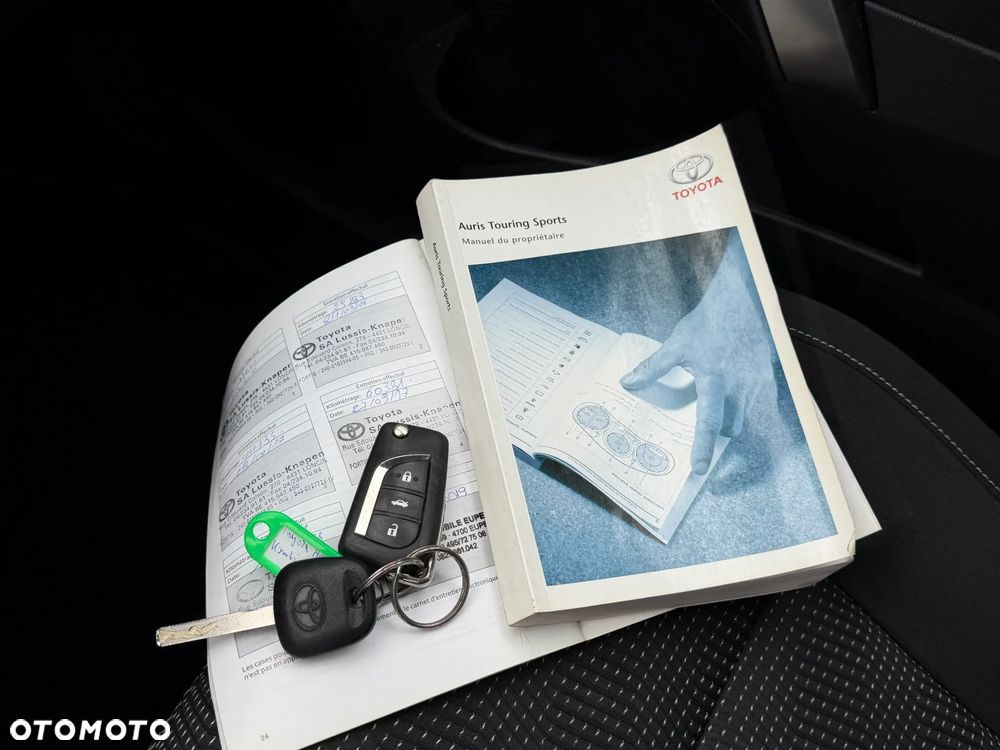 Toyota Auris 1.4 D-4D Design Edition - 23