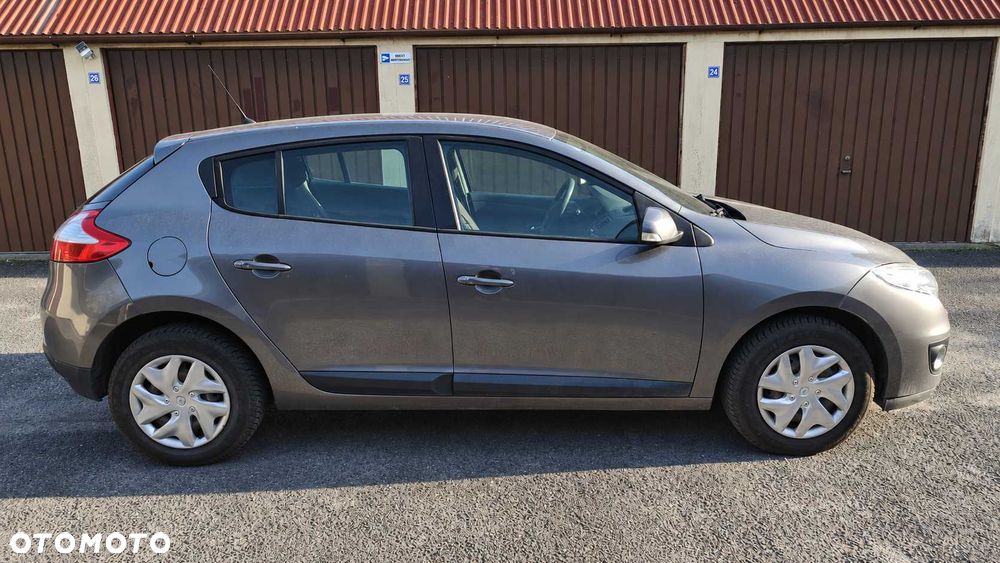 Renault Megane 2013 photo 3