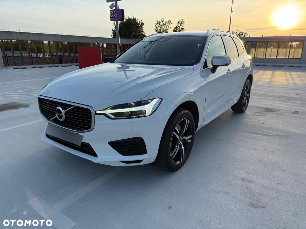 Volvo XC 60 D4 R-Design - 1