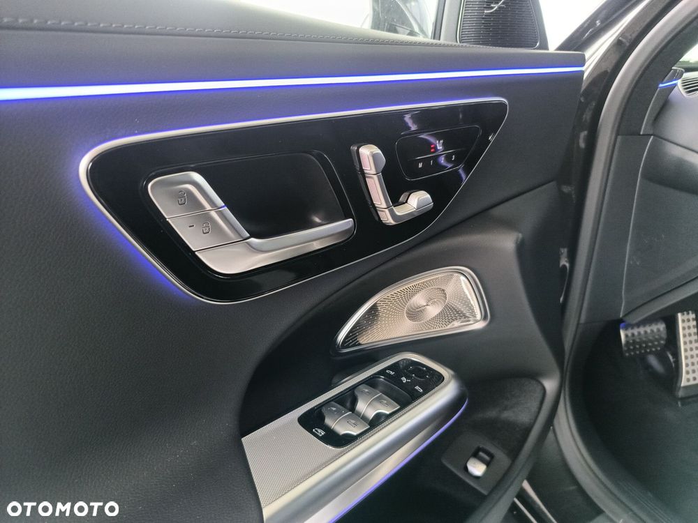 Mercedes-Benz Klasa E - 12