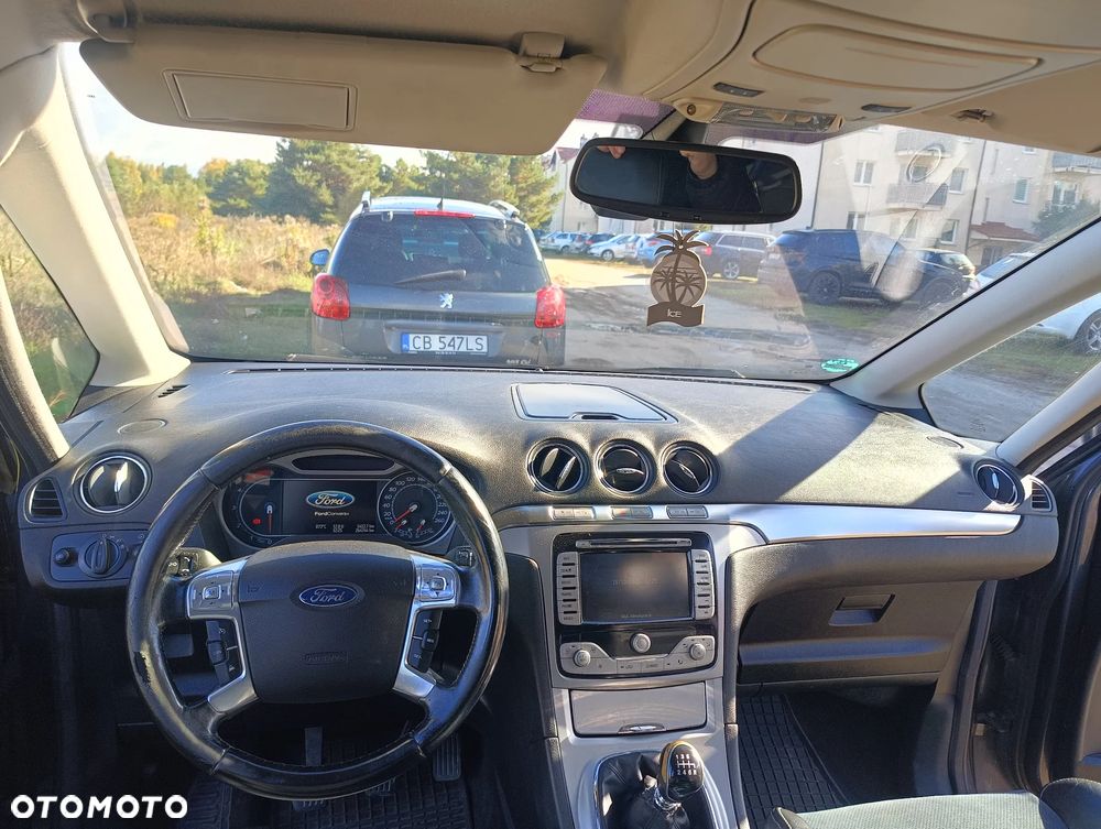 Ford Galaxy 2.2 TDCi DPF Titanium - 30