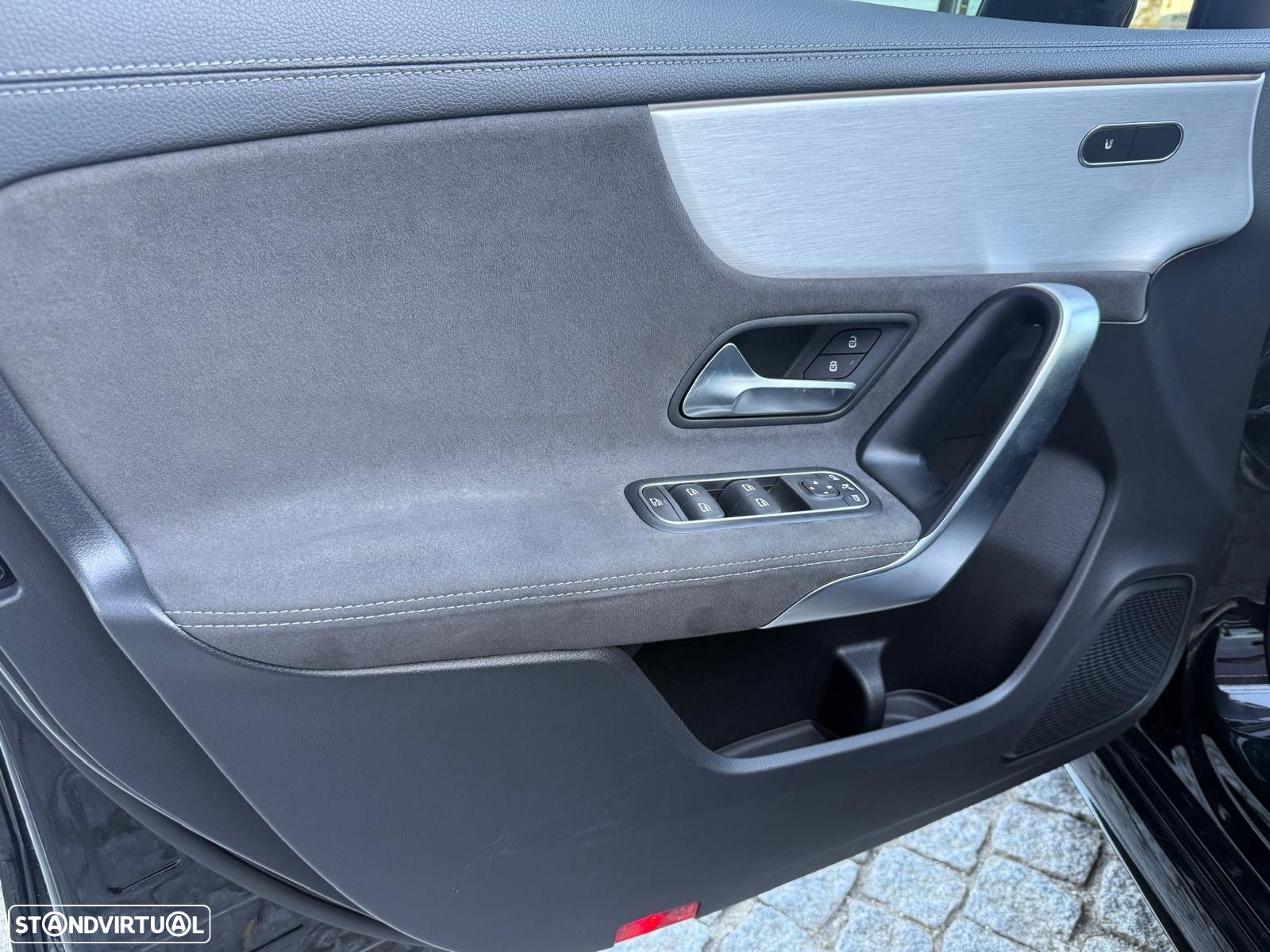 Mercedes-Benz A 35 AMG 4Matic Speedshift DCT 7G Edition 1 - 25