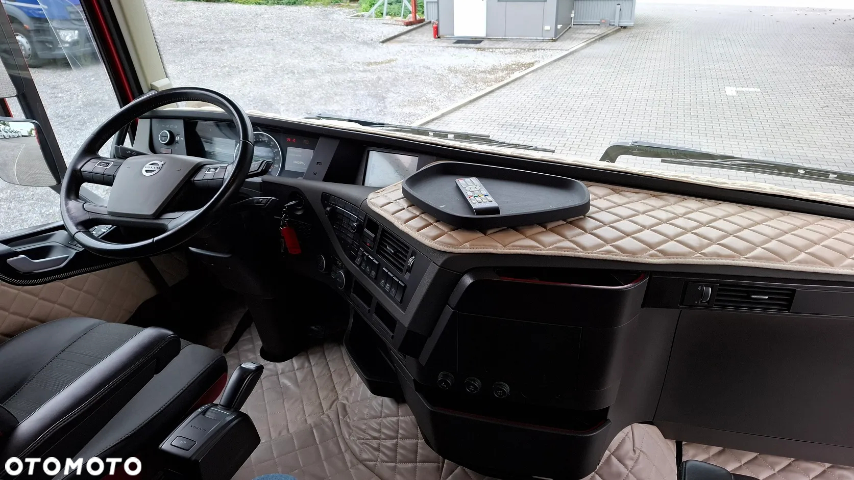 Volvo FH 500 / PEŁNY ADR / PRZYSTAWKA PTO / SALON PL - 29
