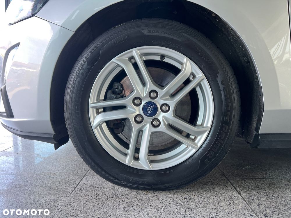 Ford Focus 2.0 EcoBlue Titanium - 8