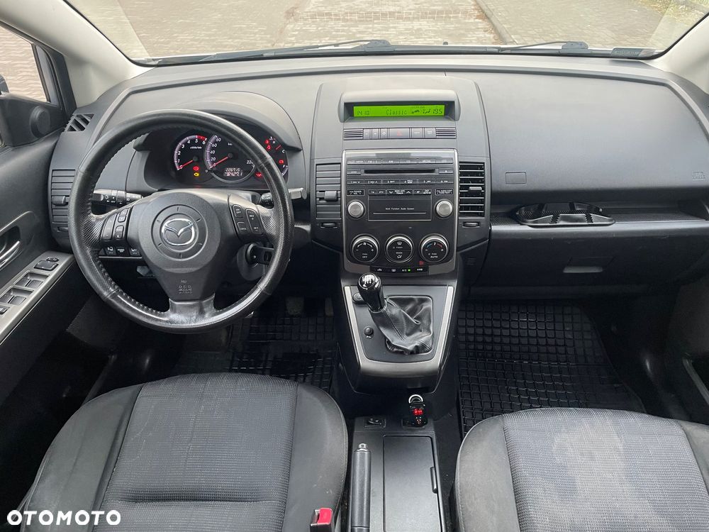 Mazda 5 - 6