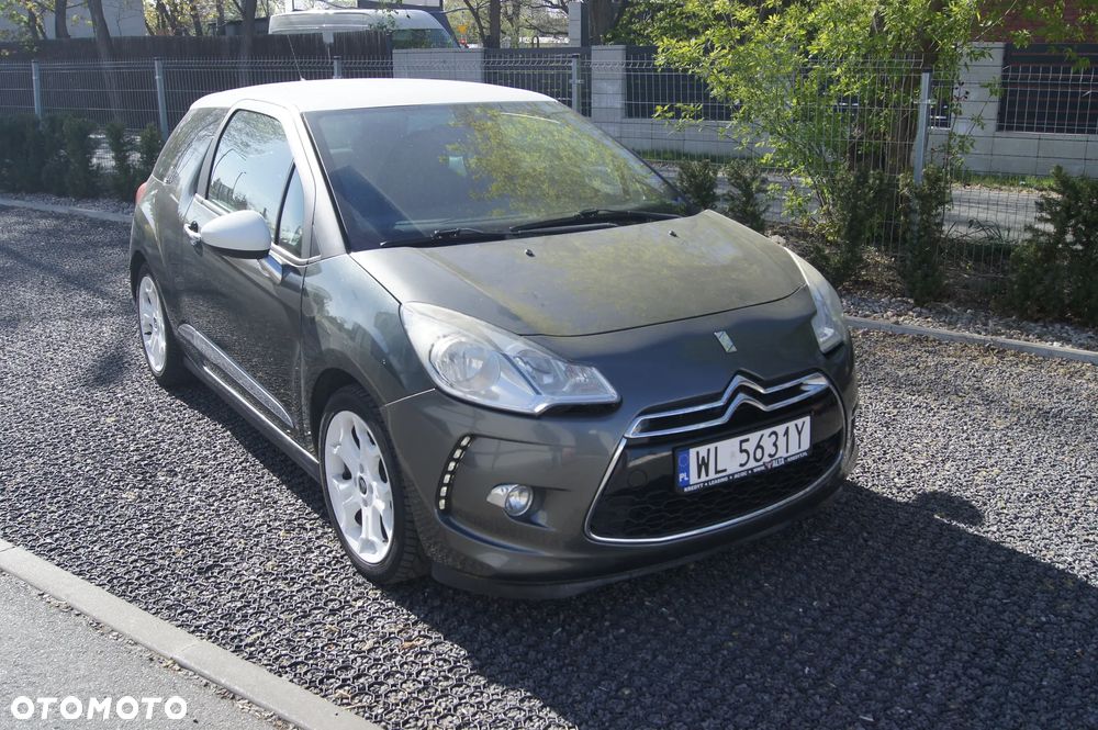 Citroën DS3 e-HDi 110 FAP SportChic - 1