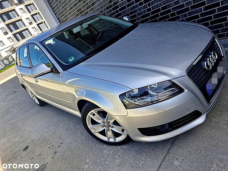 Audi A3 1.9 TDI Sportback Attraction - 1