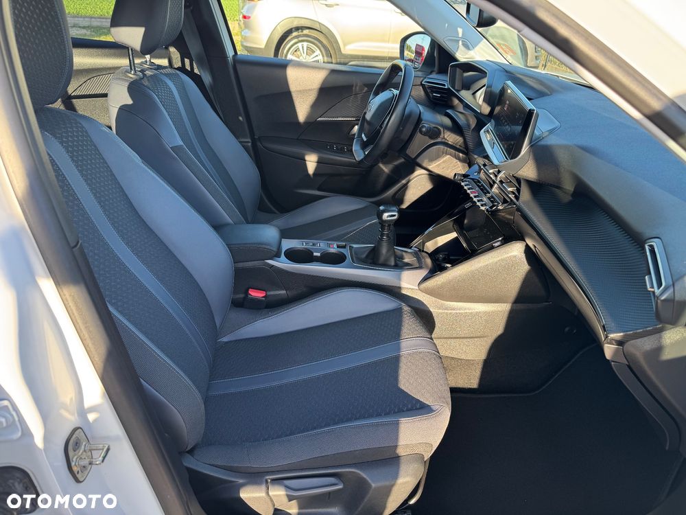 Peugeot 2008 PureTech 100 Stop&Start Allure - 27