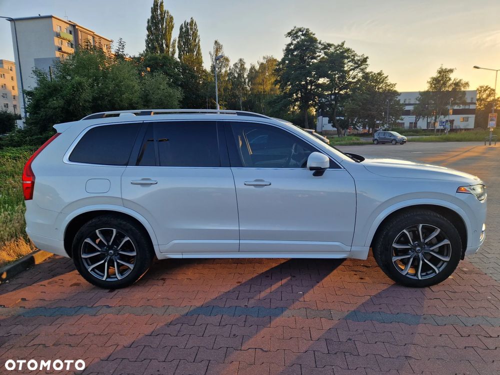Volvo XC 90 T6 AWD Geartronic Momentum - 10
