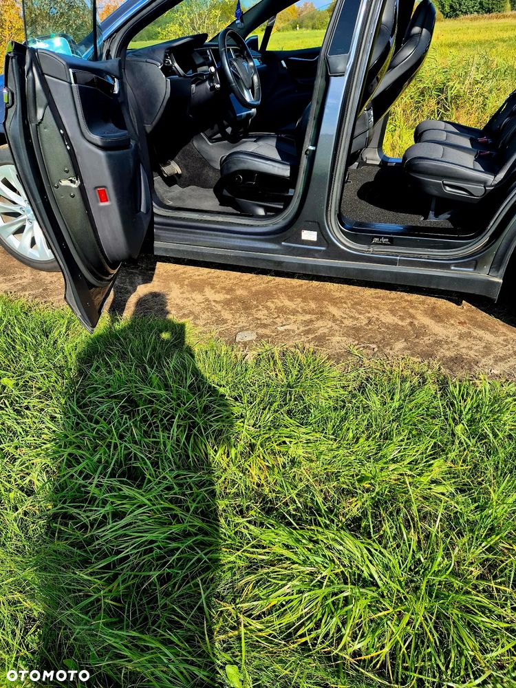 Tesla Model X Long Range Plus - 14