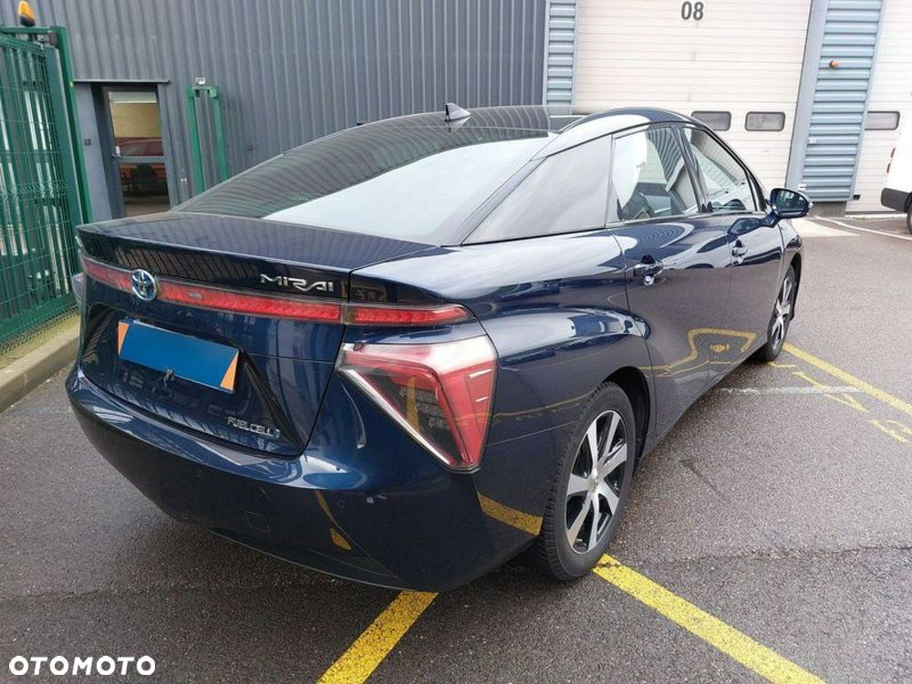 Toyota Mirai - 4