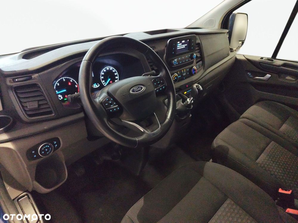 Ford Transit Custom - 9