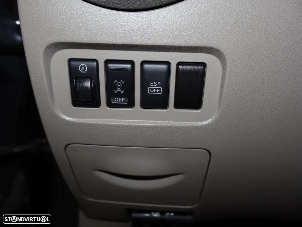 Renault Koleos 2.0 dCi FAP 4x4 Luxe - 24