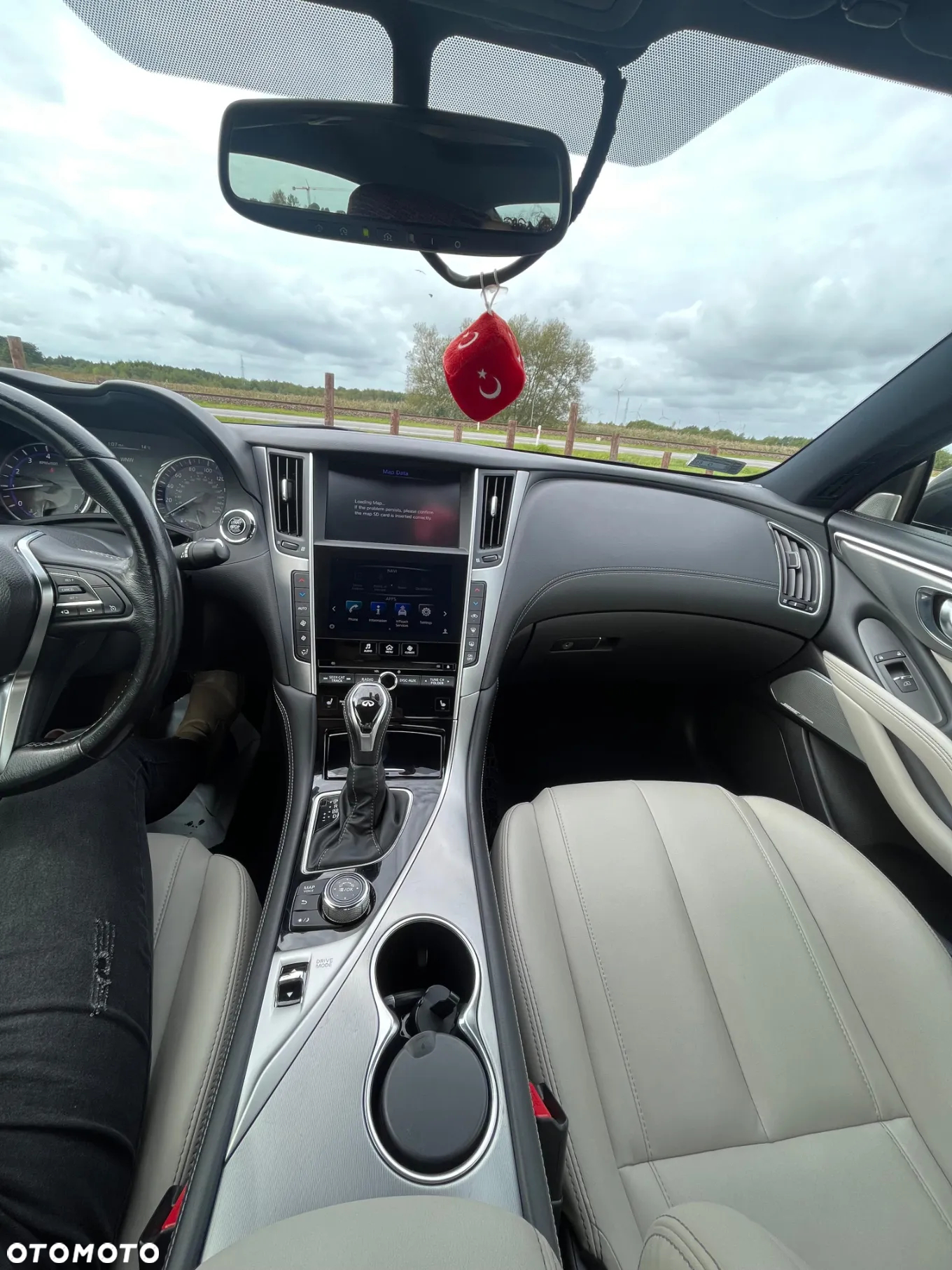 Infiniti Q60 2.0t Premium - 2