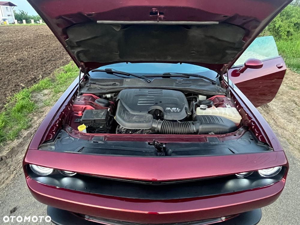 Dodge Challenger - 26