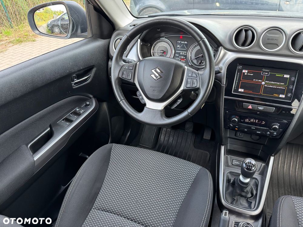 Suzuki Vitara 1.4 Boosterjet Premium 4WD - 12