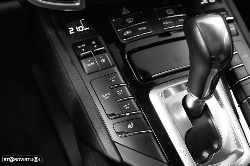 Porsche Cayenne S E-Hybrid - 31