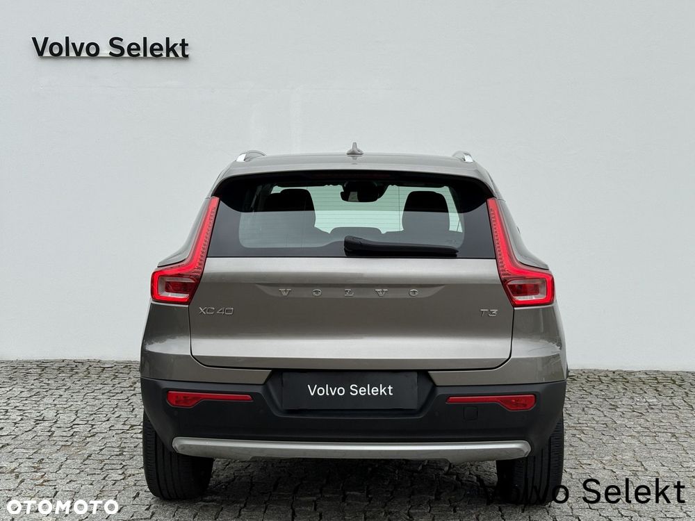 Volvo XC 40 - 7