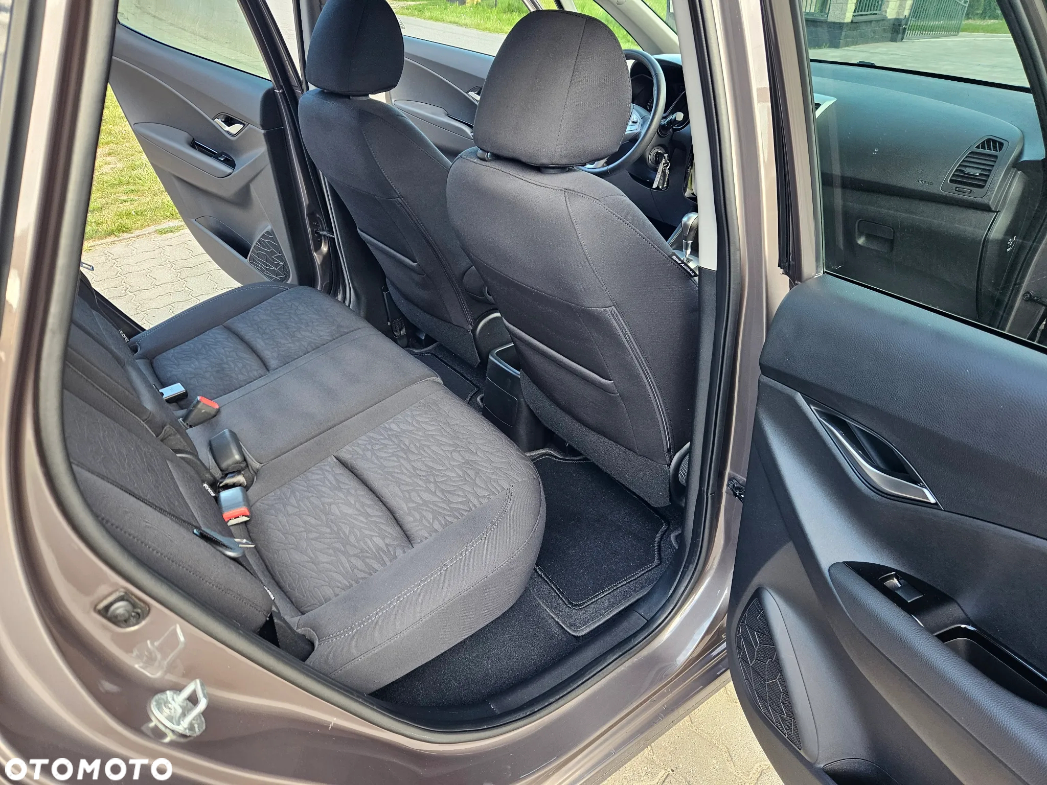 Hyundai ix20 1.6 Automatik Trend - 24