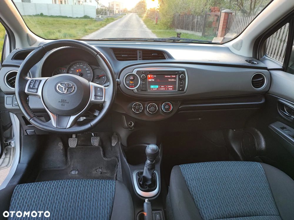 Toyota Yaris 1.33 VVT-i - 5