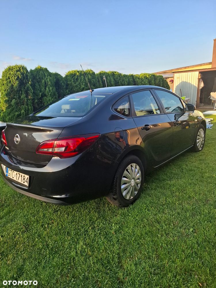 Opel Astra 1.4 Enjoy - 3
